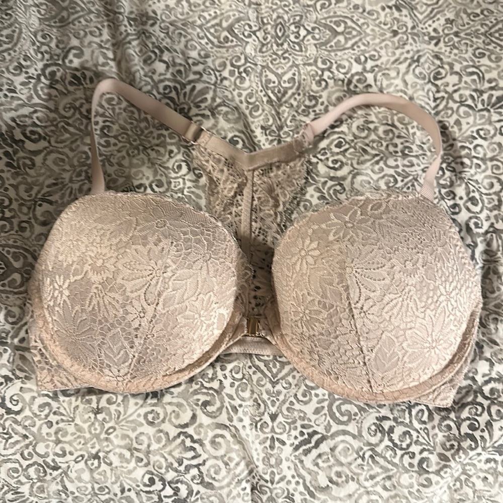Aiden from clasp bra